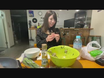 【会員募集中】上原亜衣が生着替えで餃子作るぞ
