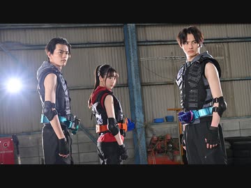 劇場版　仮面ライダーリバイス　バトルファミリア