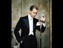 Max Raabe - We Will Rock You
