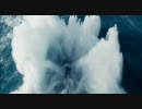 大時化の海を進む船