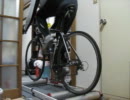 【自転車】せせこましい部屋でペダリングをチェックするだけの動画