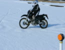 【しみわたり】雪上をXR250で【雪の積もったたんぼ】
