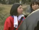 震災地域で少女が外でおしっこ出ちゃったー
