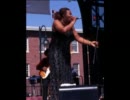 Nora Jean Bruso - It Makes Me So Mad