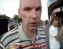 ロシアの路上で殴り合いの喧嘩