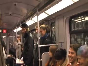 誘い笑いｗｗｗｗｗｗｗ　笑わなかったら負け！