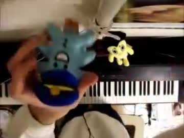 10年前の自作曲の前奏を思いついたのでピアノで