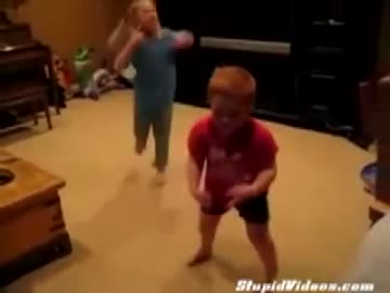 この子のダンスすごい