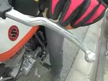 バイクのギヤチェンジの様子を撮ってみた