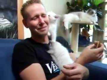 ぬこ達の彼氏への懐き方がハンパない件