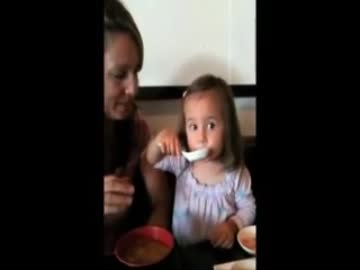 味噌汁が好きな外国のお嬢さん。