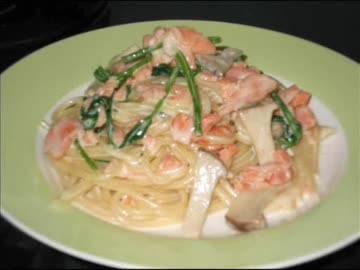 【スモークサーモン】クリームパスタ【作ってみた】