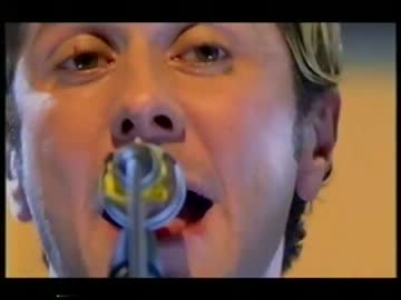 Feeder - Just A Day @Top of the Pops 2001.12