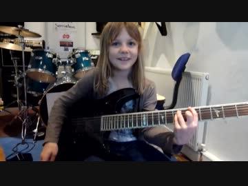 8歳のイギリス人少女の超絶ギタープレイ