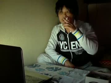 ウナ引退をほのめかす　同情をひきたくて終始しんみり放送