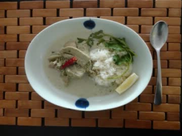 有寿は、リクエストにお応えして、グリーンカレーを作ってみました。