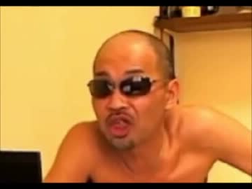 ウナ「お前らリアルの俺が怖いんだろ？街中で会ったら覚悟しとけよな」