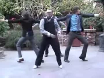 アメリカ人に「白金ディスコ」を踊らせてみた