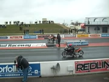 バイクレースで起きた珍事