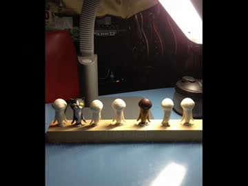 ﾊﾞｶな大人が 自宅でリアルなめこ栽培してみた　《自作ﾌｨｷﾞｭｱ》