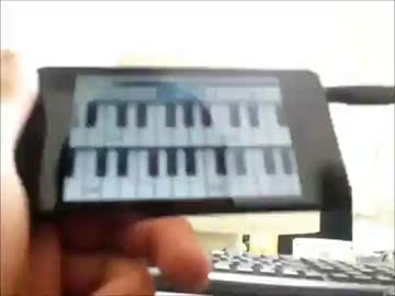 iPod touchで「Bad Apple!!」を演奏してみた