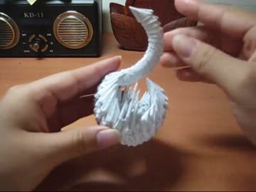 【折り紙？】白鳥を作ってみました【重ねて】