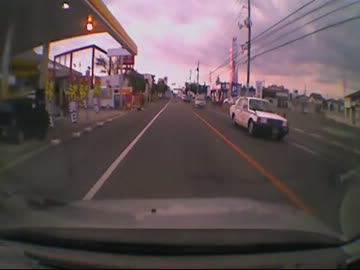 こういう運転には注意を。