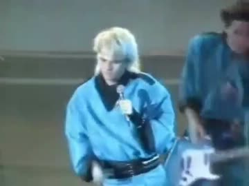 低画質、低音質で見る80'sディスコ名曲選　Fake - Brick