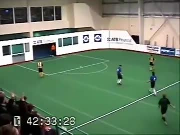 フットサルで起きた珍ゴール