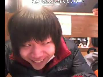 担担麺に指が入ってる事にブチ切れ飯代を無料にしろと発狂するキチガイ