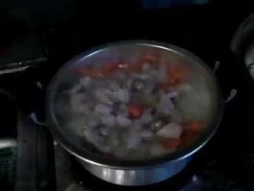 【伝説の料理人シリーズ】煮込む事とあ！(｀ヘ´)┐=333