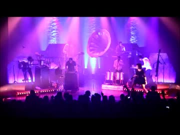 Caravan Palace - Clash (Live)