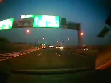 高速道路での落下物.avi