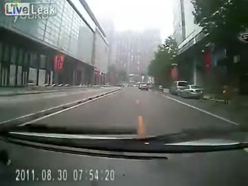 回避不能な事故２