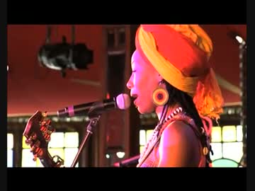 Fatoumata Diawara - Sonkolon Live 2012