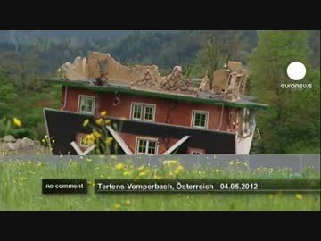 ポーランドの天地逆転家屋