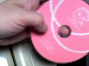 【買い取り価格50円】シュレッダーで粉砕される女生主CD【涙目転売厨】