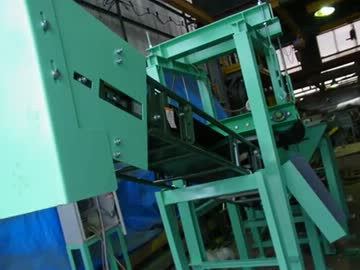 吊り下げ磁選機。試運転中。2012.5.26