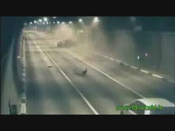 2011年、ロシアの交通事故映像集｡高画質版