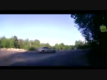 【車載動画】 SUVが後ろから突撃隣の晩ゴハン