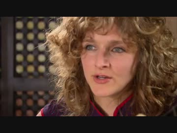 Abigail Washburn performs & Piao - for Quick Hits