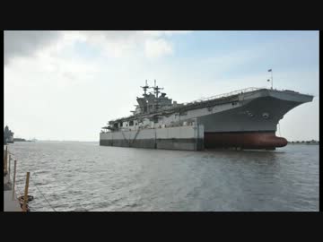 アメリカの新型強襲揚陸艦LHA-6「アメリカ」の進水の様子