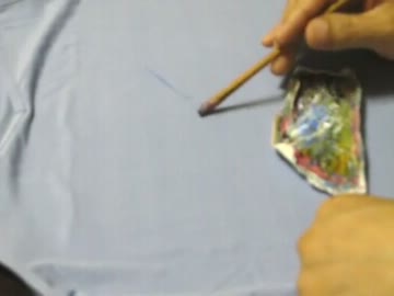 瑠璃色クローバーのキャミソール　（ルリクロ）　描けるカラーの重ね塗りで、立体感や透明感のある四つ葉のクローバーをフリーハンドでチャレンジしてみました