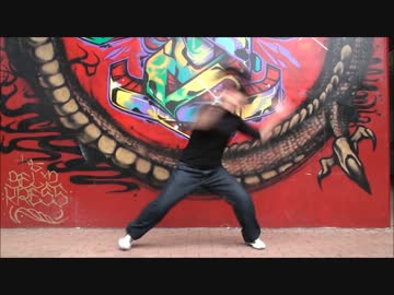 林檎酢がタンバリンを叩いてるだけ