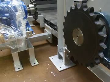 エプロンコンベア組み立て開始なのか。2012.6.23