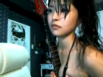 片桐えりりか(復活)すまたギター vs  初音ミクの新曲「あ・あ・あ♪」R-18