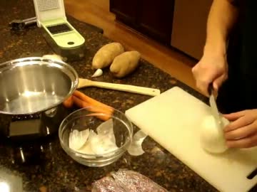 欧米の日本風カレー作りを紹介しています。