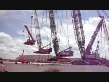 巨大クレーン、大クレーン、中クレーン、小クレーン連鎖吊り上げ