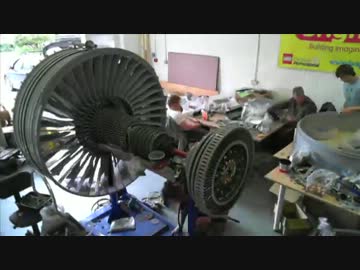 レゴ製ジェットエンジンの製作過程