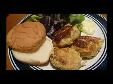 アメリカの食卓 29　クラブケーキを食す！